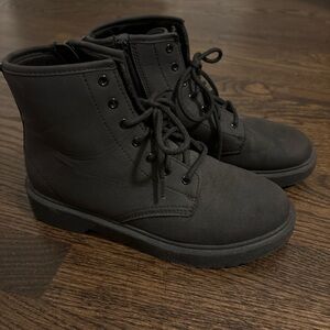 Wonder Nation Black Kids Boots